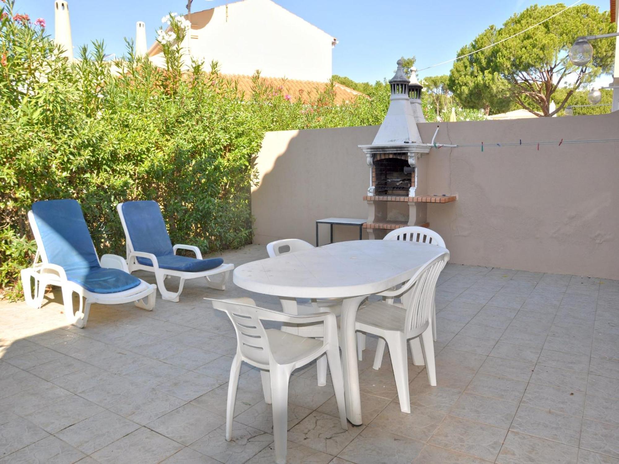 Horacio Villa Is Located Near The Center Of Vilamoura Extérieur photo