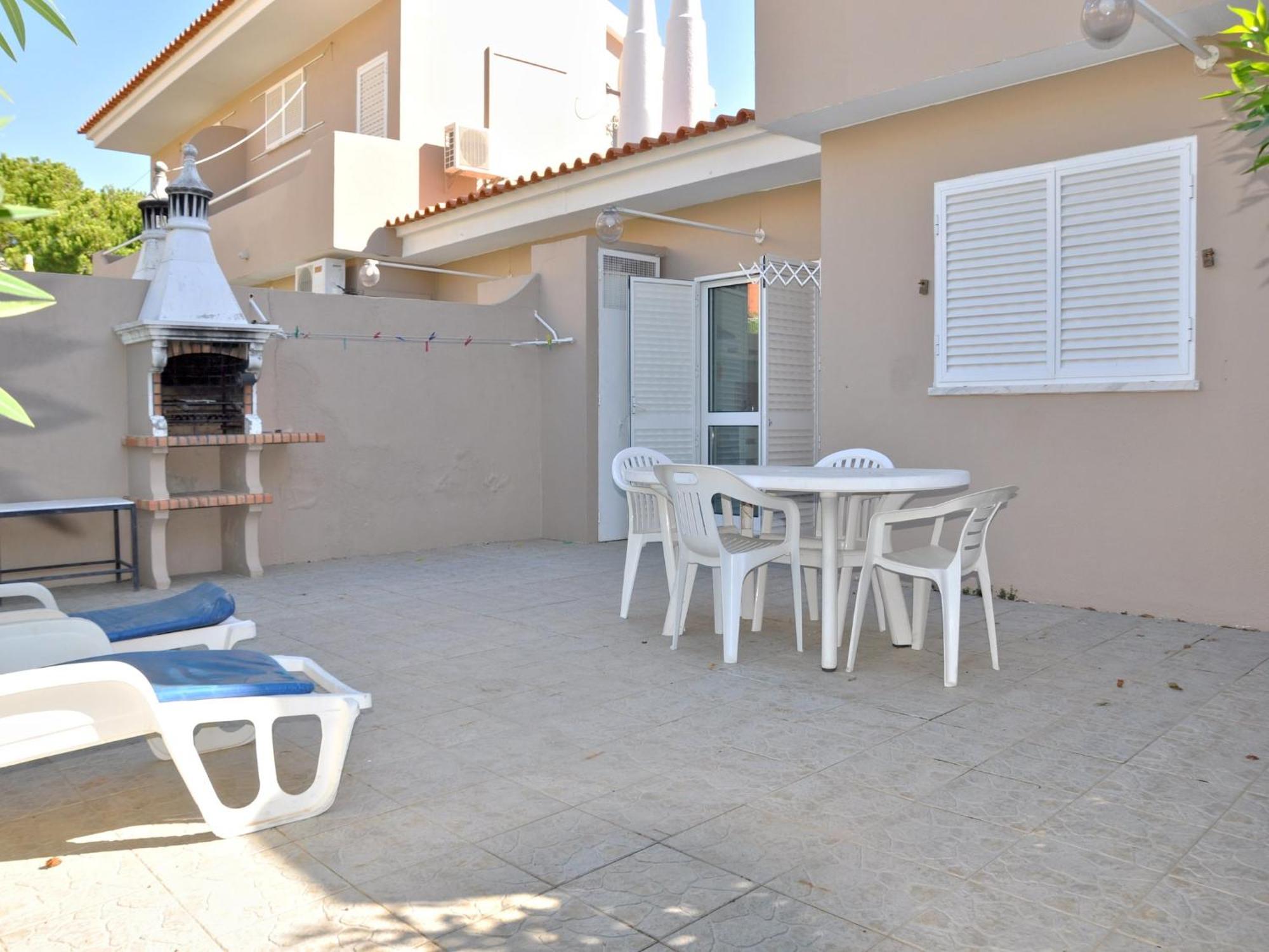 Horacio Villa Is Located Near The Center Of Vilamoura Extérieur photo