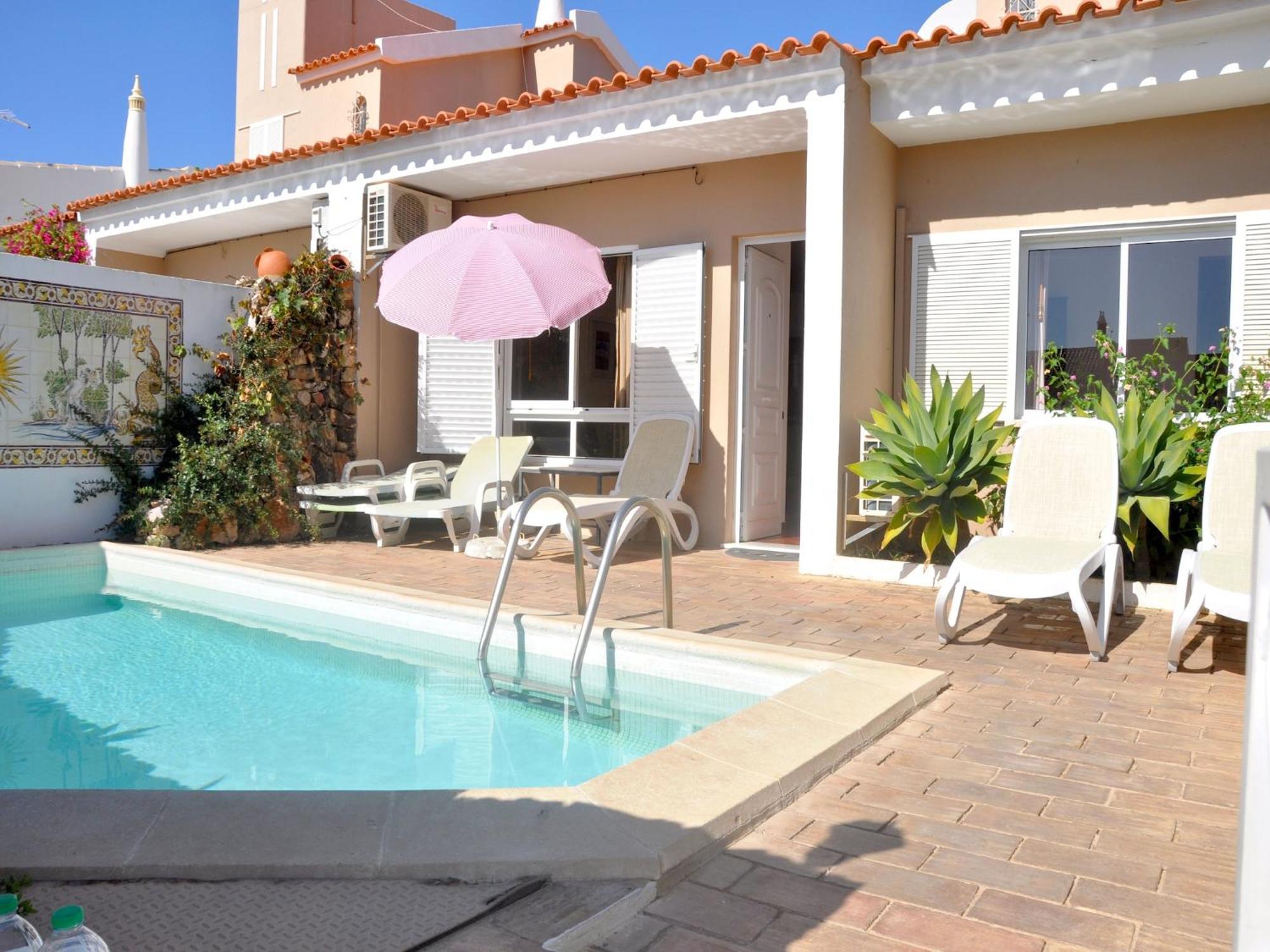 Horacio Villa Is Located Near The Center Of Vilamoura Extérieur photo